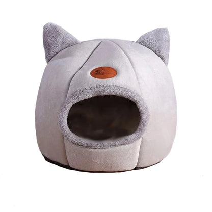 Deep Sleep Comfort in Winter Cat Bed, Cozy Cave Nest